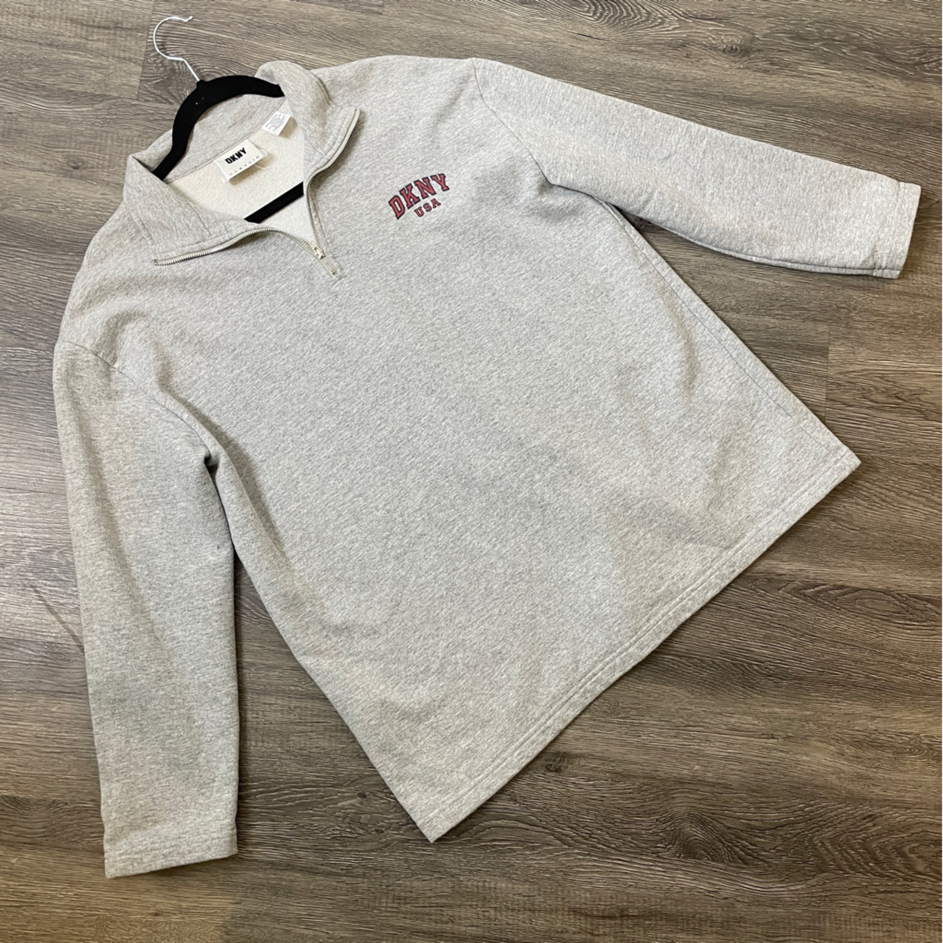 Dkny Gray Pull Over